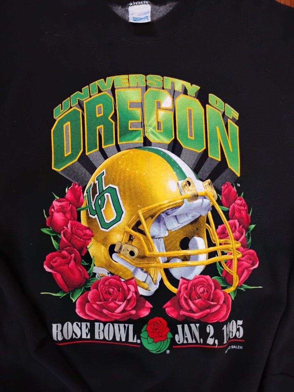 Deadstock Vintage Salem Oregon Ducks Rose Bowl 1995 Crewneck Sweatshirt